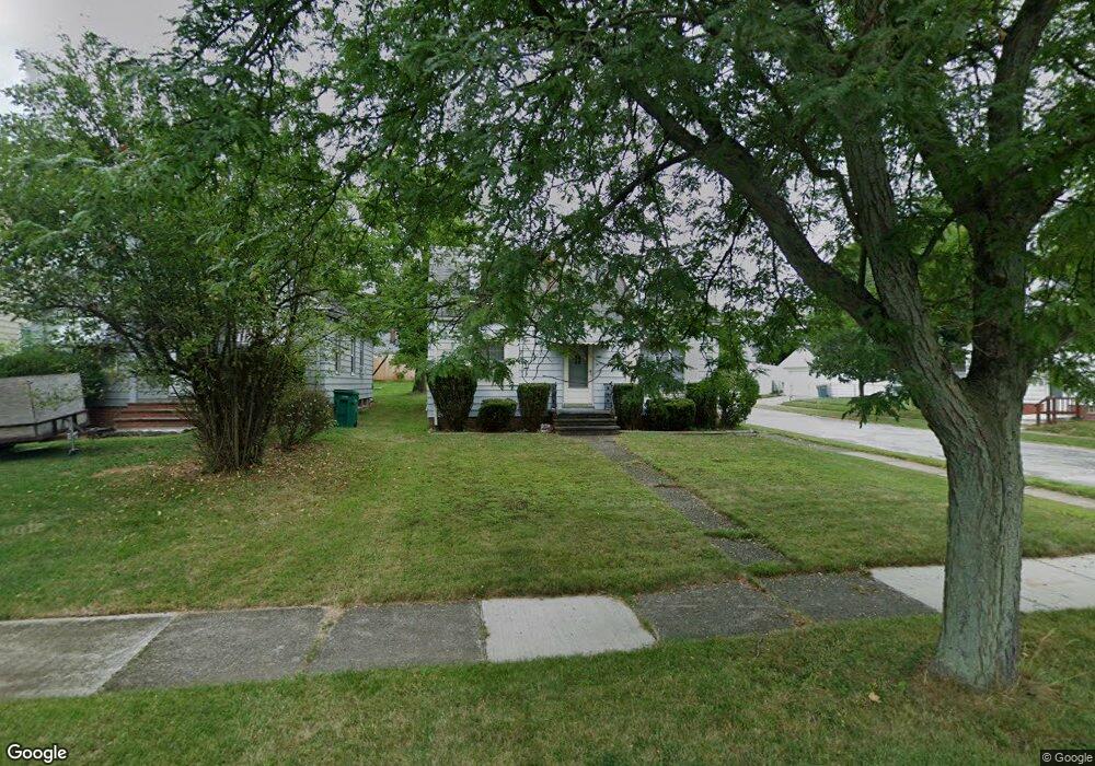 21115 Raymond St, Maple Heights, OH 44137 - photo 1