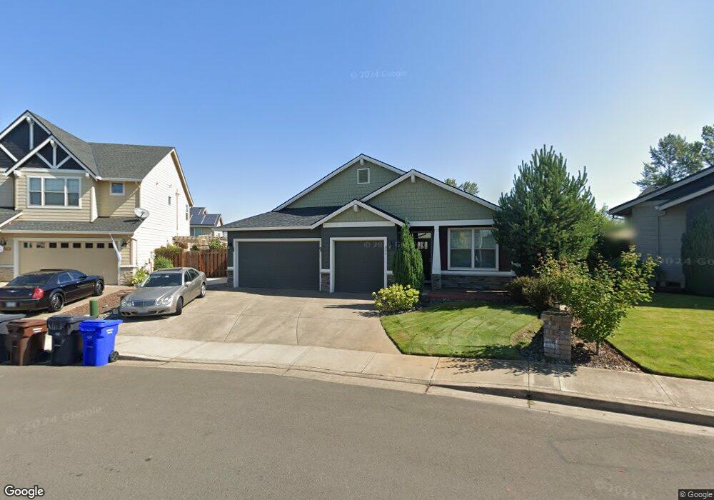 711 Kelsey Loop, Molalla, OR 97038 - photo 1