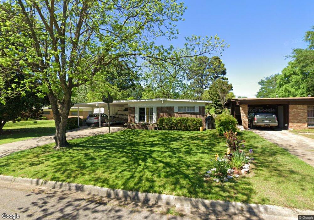 1029 Ellen Ave, Wake Village, TX 75501 - photo 1