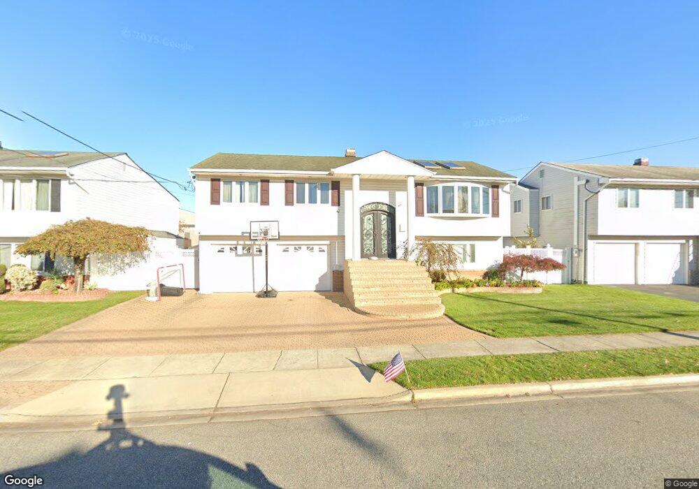 3745 Oceanside Rd E, Oceanside, NY 11572 - photo 1