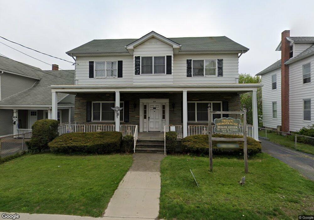 514 Main St unit 1, Peckville, PA 18452 - photo 1