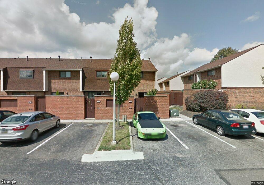 1752 Willoway Cir S, Columbus, OH 43220 - photo 1