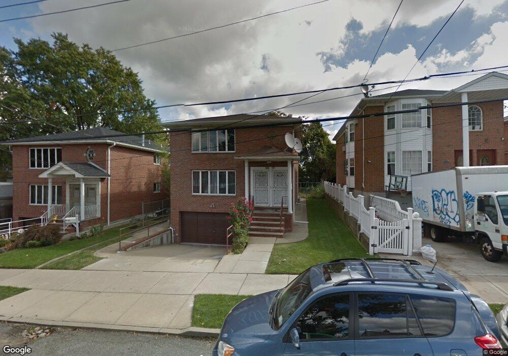 58-17 256th St unit 1Fl, Little Neck, NY 11362 - photo 1