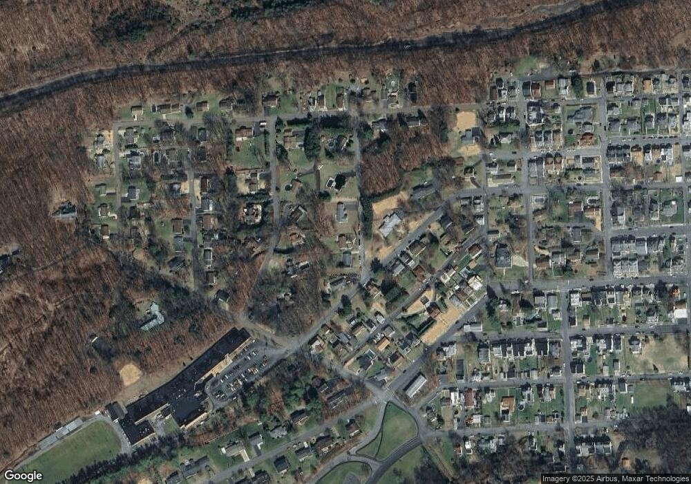 420 Cypress St, Coal Township, PA 17866 - photo 1