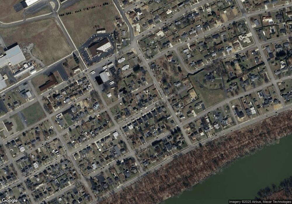 827 E 3rd St, Berwick, PA 18603 - photo 1