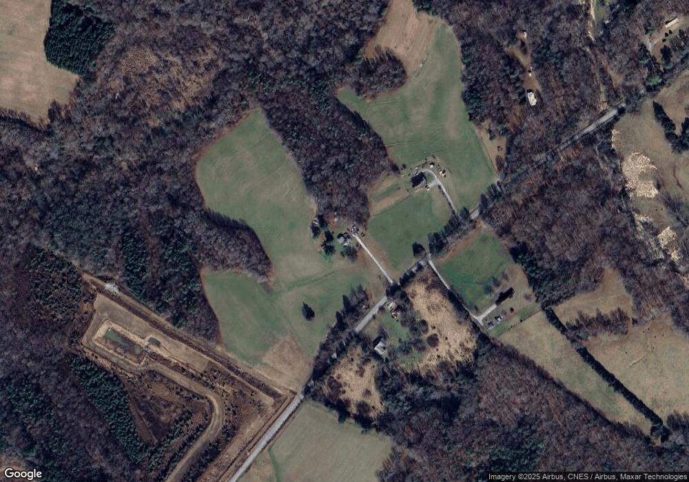 2181 Skyline Rd, South Hill, VA 23970 - photo 1