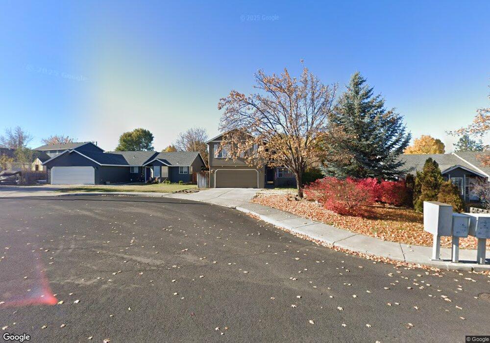 2219 SW 29th St, Redmond, OR 97756 - photo 1