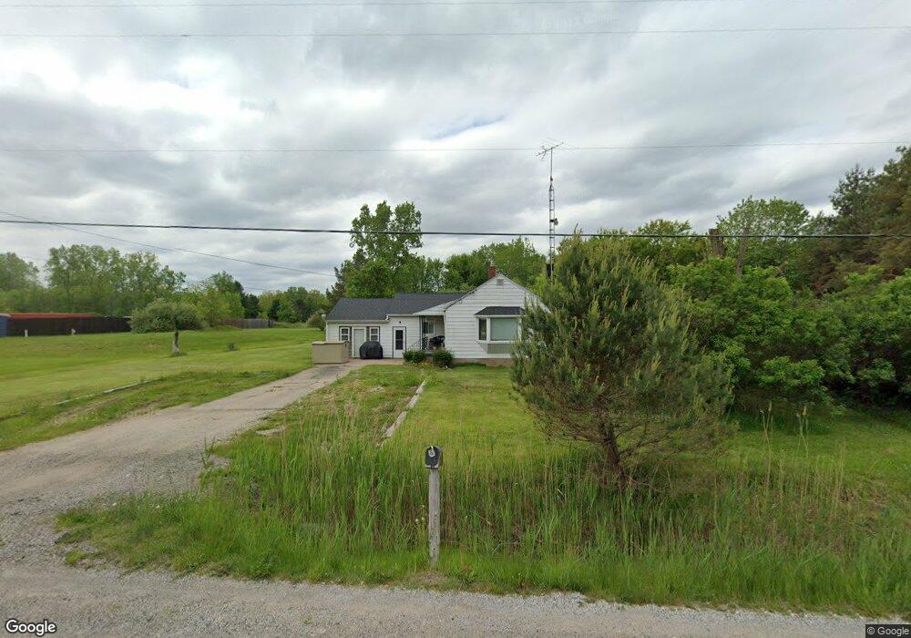 6345 W Coldwater Rd, Flushing, MI 48433 - photo 1