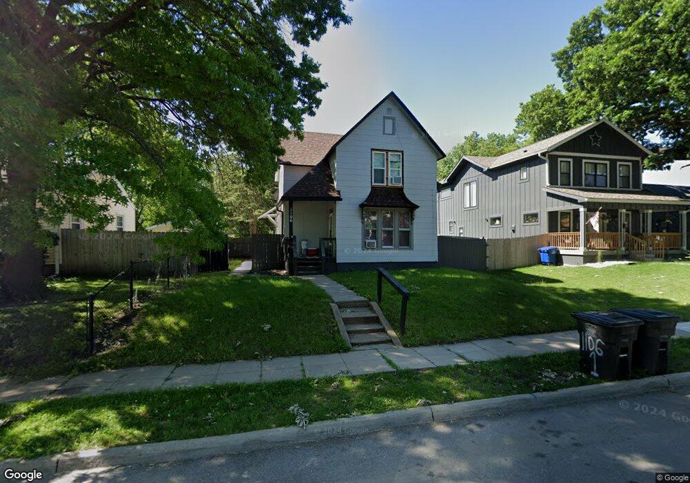 1106 Clinton Ave unit 2, Des Moines, IA 50313 - photo 1