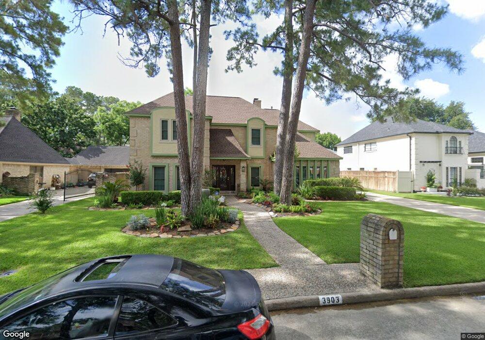 3903 Cherry Forest Dr, Houston, TX 77088 - photo 1