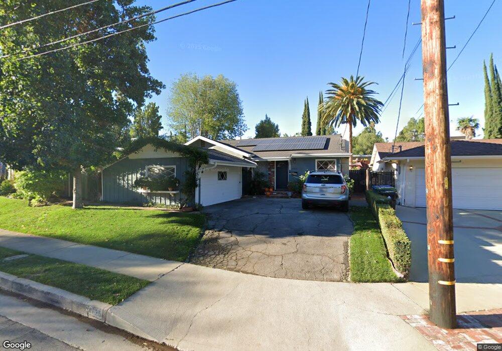 4625 Santa Lucia Dr, Woodland Hills, CA 91364 - photo 1