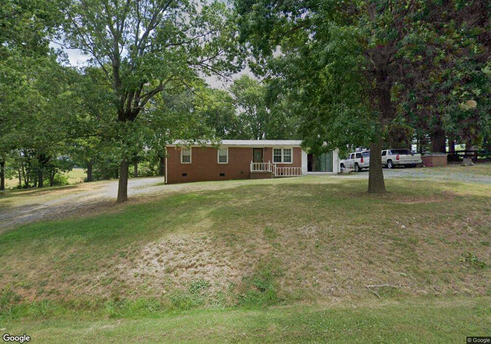 3147 Archie Newsom Rd, Asheboro, NC 27205 - photo 1
