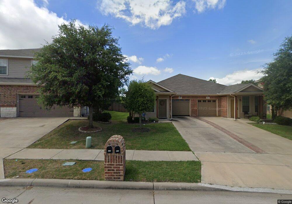 347 Orbit Dr, Lavon, TX 75166 - photo 1