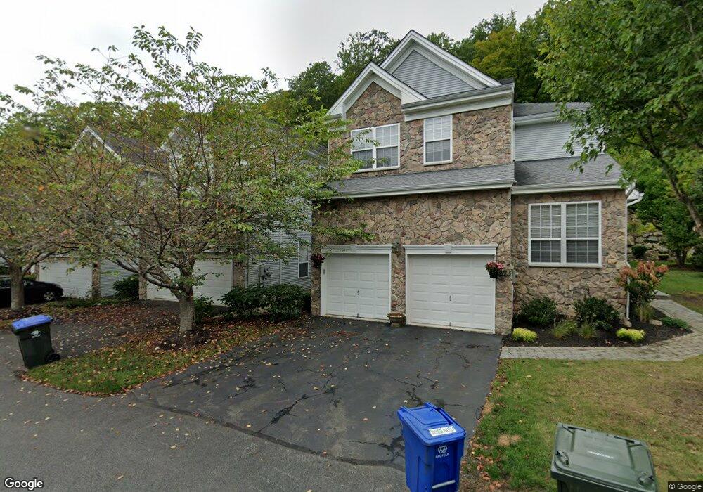 271 Woodlands Dr, Tuxedo Park, NY 10987 - photo 1