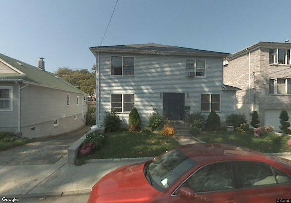 89 Hyatt Place, Yonkers, NY 10704 - photo 1