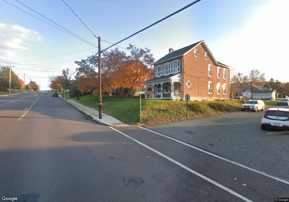 608 E Main St, Macungie, PA 18062 - photo 1