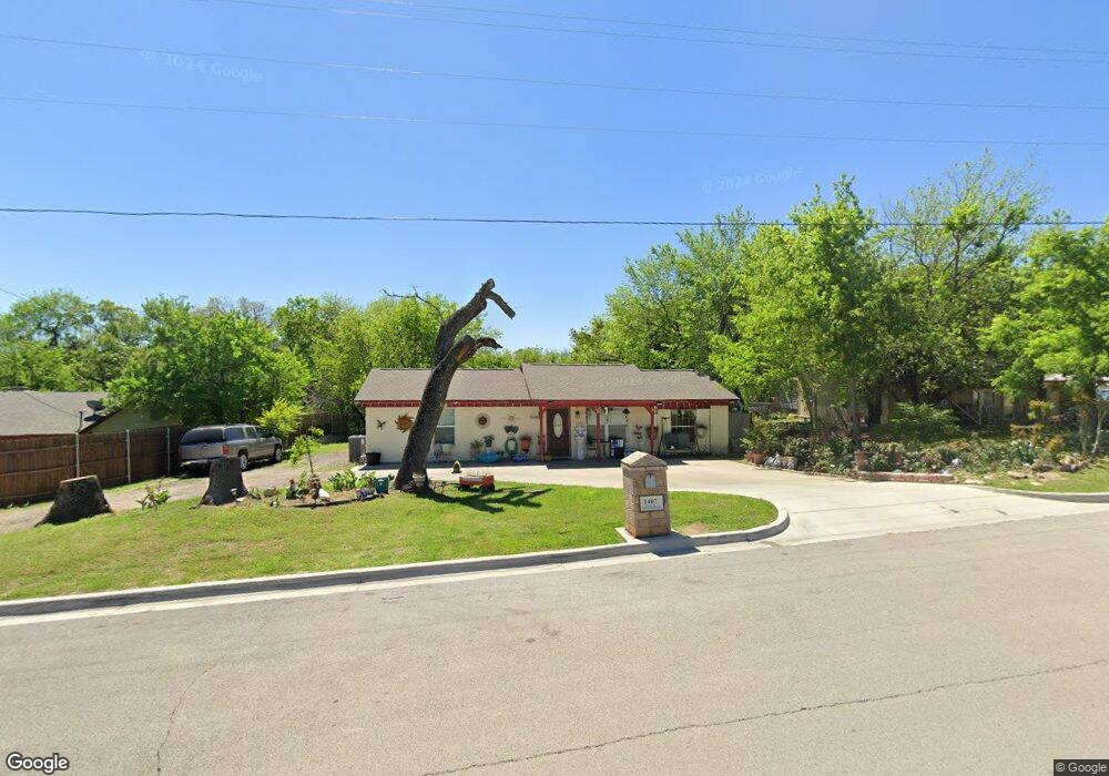 1407 Vine St, Weatherford, TX 76086 - photo 1