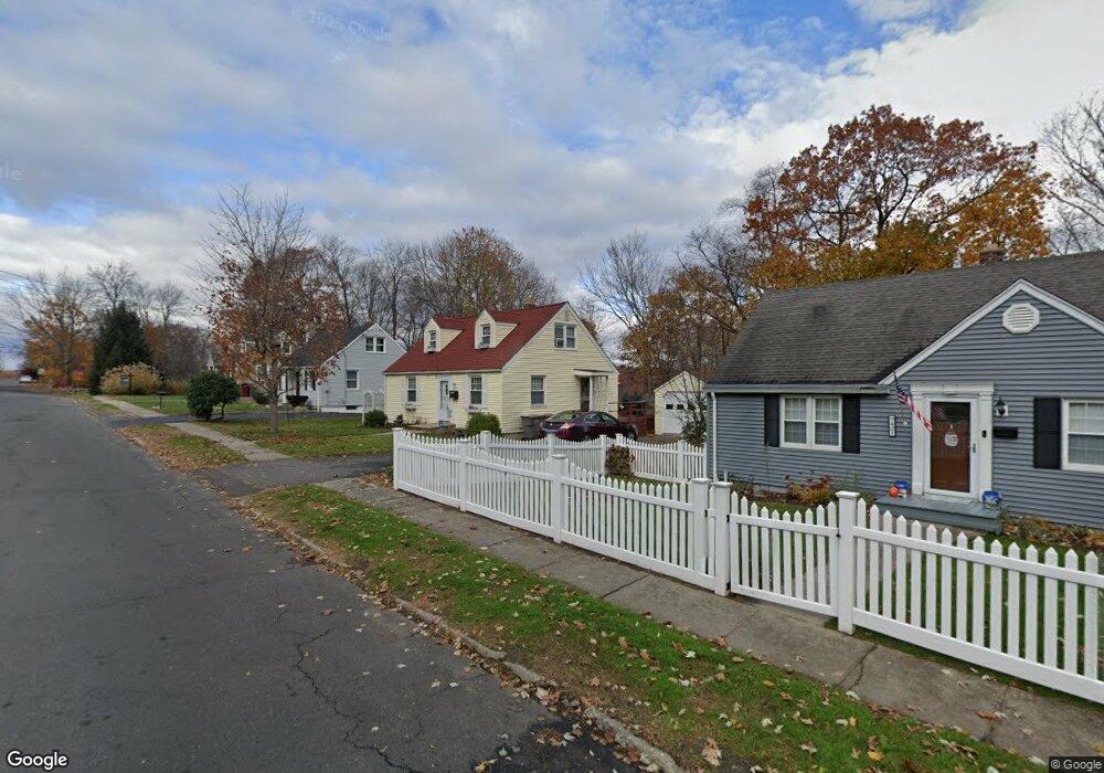 427 Quinn St, Naugatuck, CT 06770 - photo 1