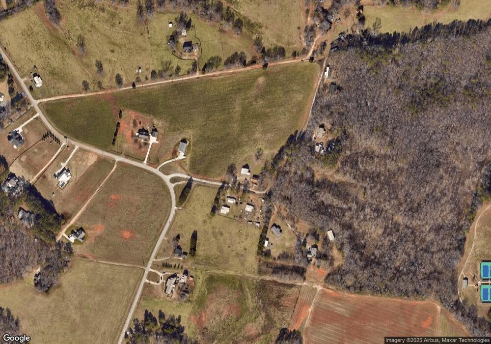 1242 Parker Creek Rd, Watkinsville, GA 30677 - photo 1