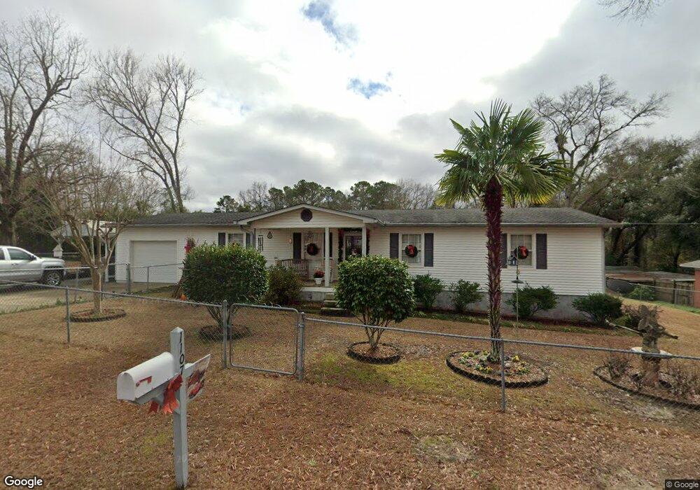 1107 Dubose Ct, Camden, SC 29020 - photo 1