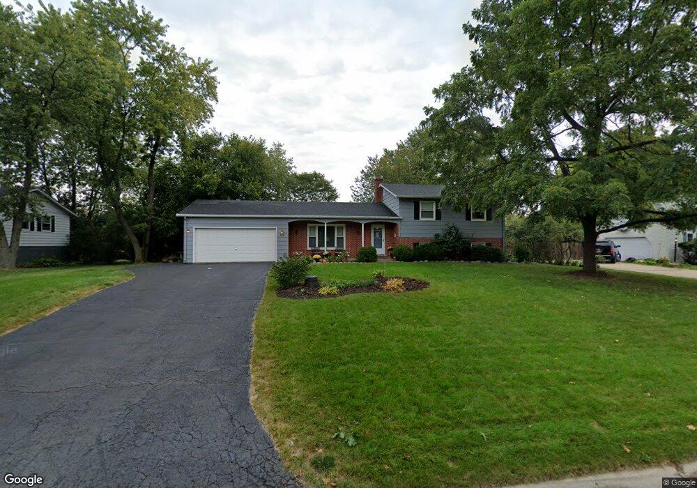 128 Mayflower Dr, Batavia, IL 60510 - photo 1