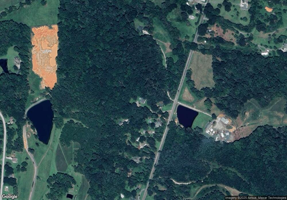 1091 Riddle Mill Rd, Clover, SC 29710 - photo 1