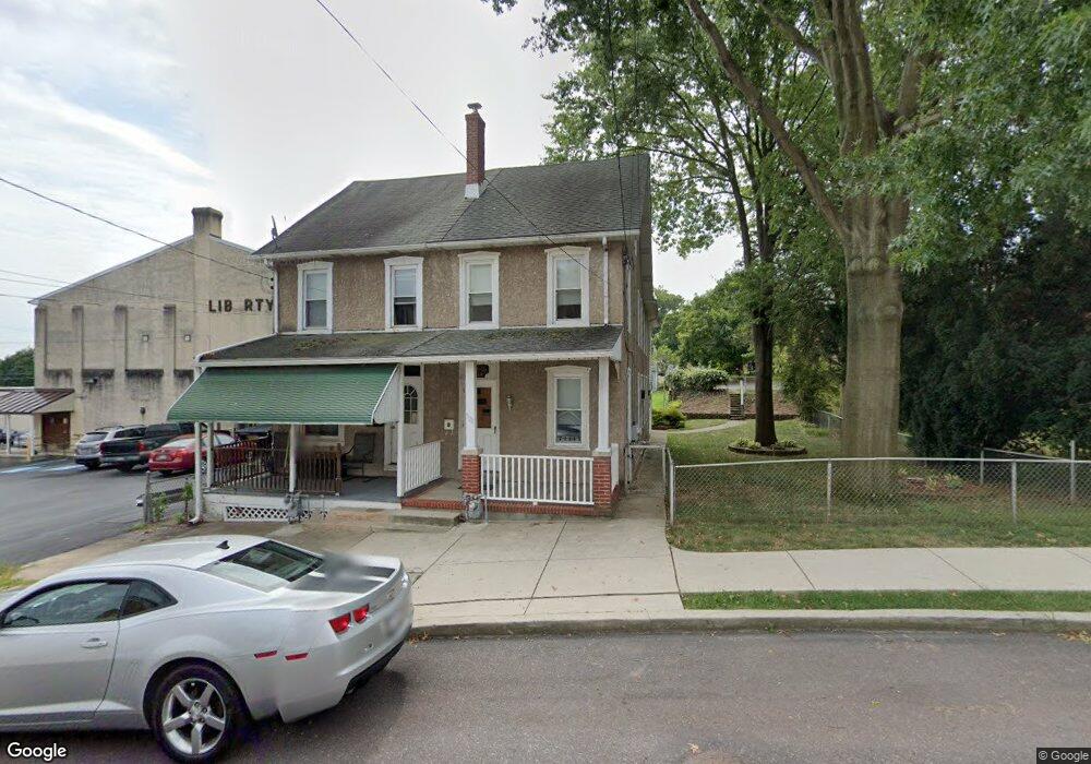 126 Hall St, Spring City, PA 19475 - photo 1