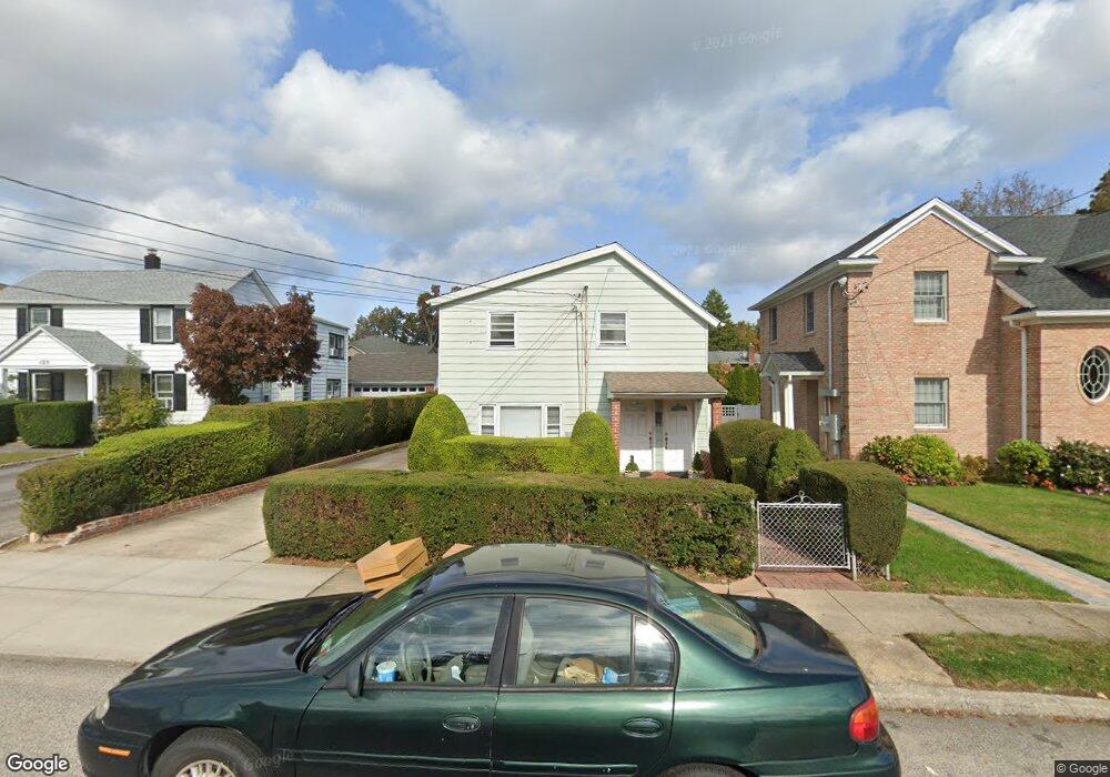 129 Elm Ave, Glen Cove, NY 11542 - photo 1