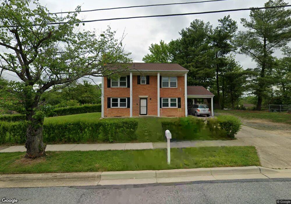 2708 John a Thompson Rd, Temple Hills, MD 20748 - photo 1