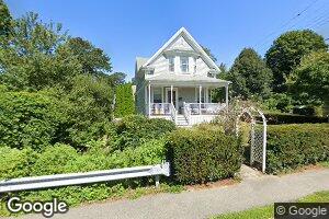 26 Quissett Ave, Woods Hole, MA 02543