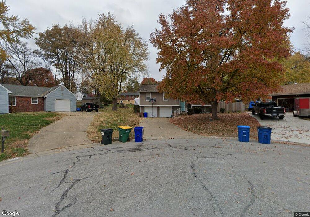 4800 Reeder St, Shawnee, KS 66203 - photo 1