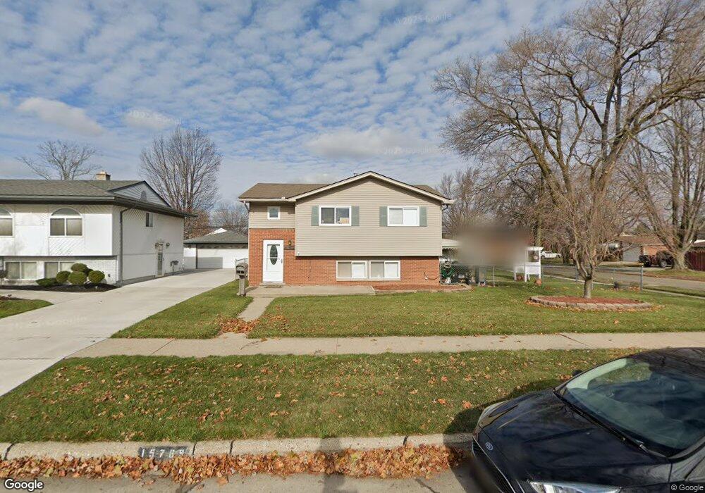 15769 Dugan St, Roseville, MI 48066 - photo 1