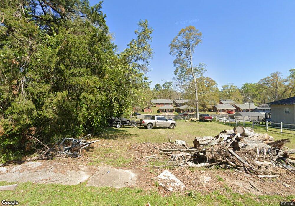708 Wheelock St, McComb, MS 39648 - photo 1