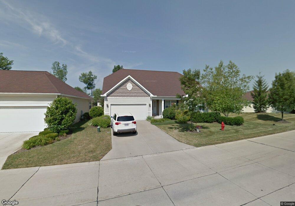 26980 Saint James Ct, Olmsted Falls, OH 44138 - photo 1