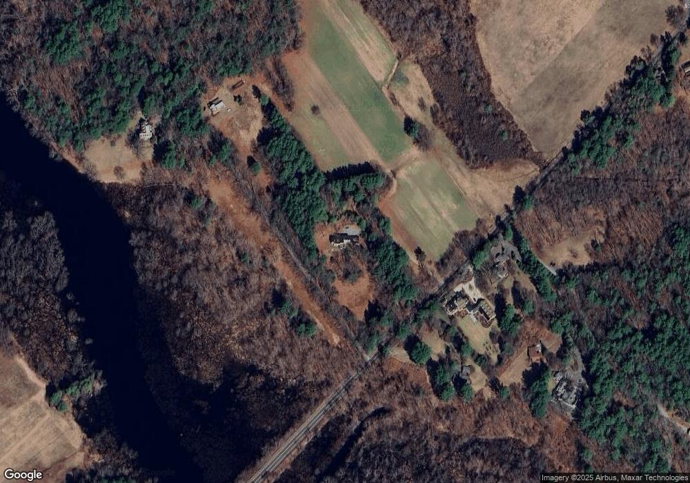 684 Sudbury Rd, Concord, MA 01742 - photo 1