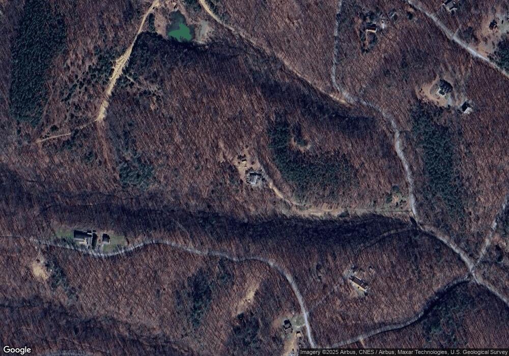 275 Mitchem Ln, Hedgesville, WV 25427 - photo 1