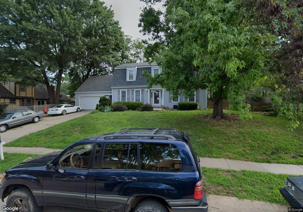 12506 W 70th St, Shawnee, KS 66216 - photo 1