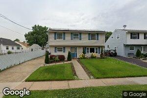 81 Division St, Port Reading, NJ 07064