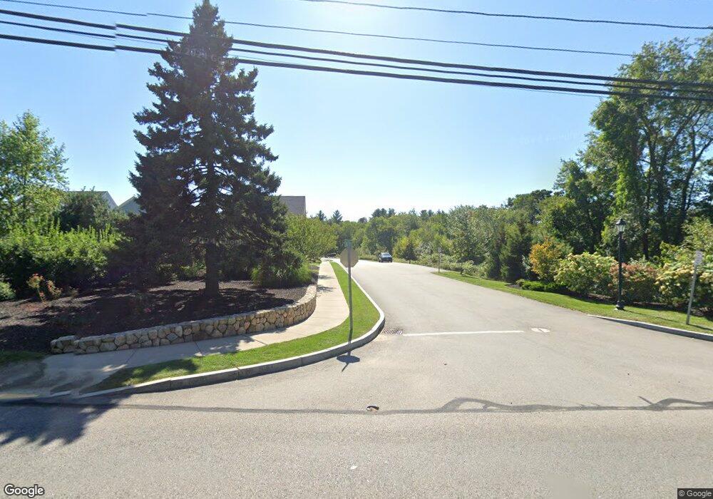 664 E Central St, Franklin, MA 02038 - photo 1