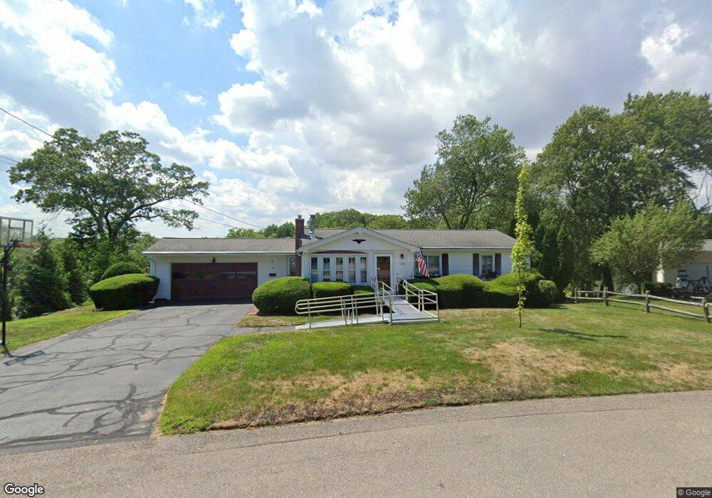 196 Hilton Rd, Warwick, RI 02889 - photo 1