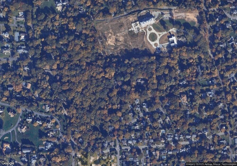 7 Valley Rd, Glen Cove, NY 11542 - photo 1