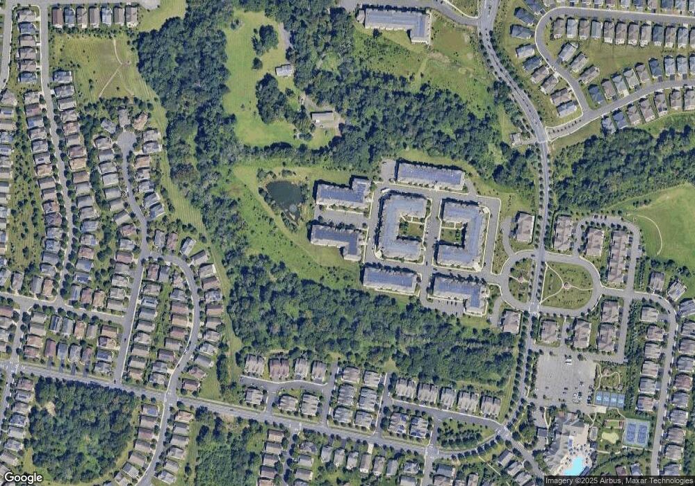 3305 Enclave Cir unit 3305, Somerset, NJ 08873 - photo 1