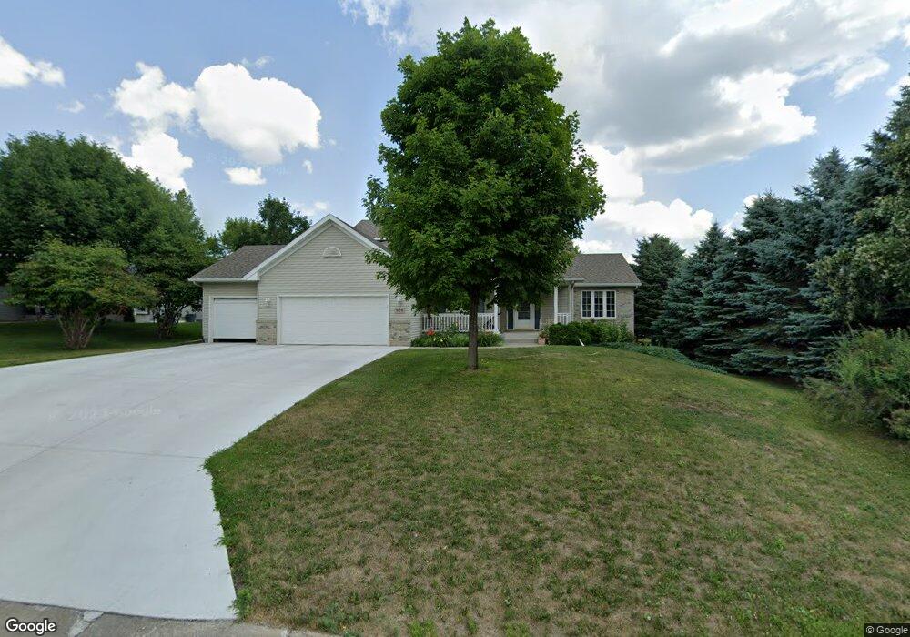 926 Oakcrest Ct, Sauk Rapids, MN 56379 - photo 1