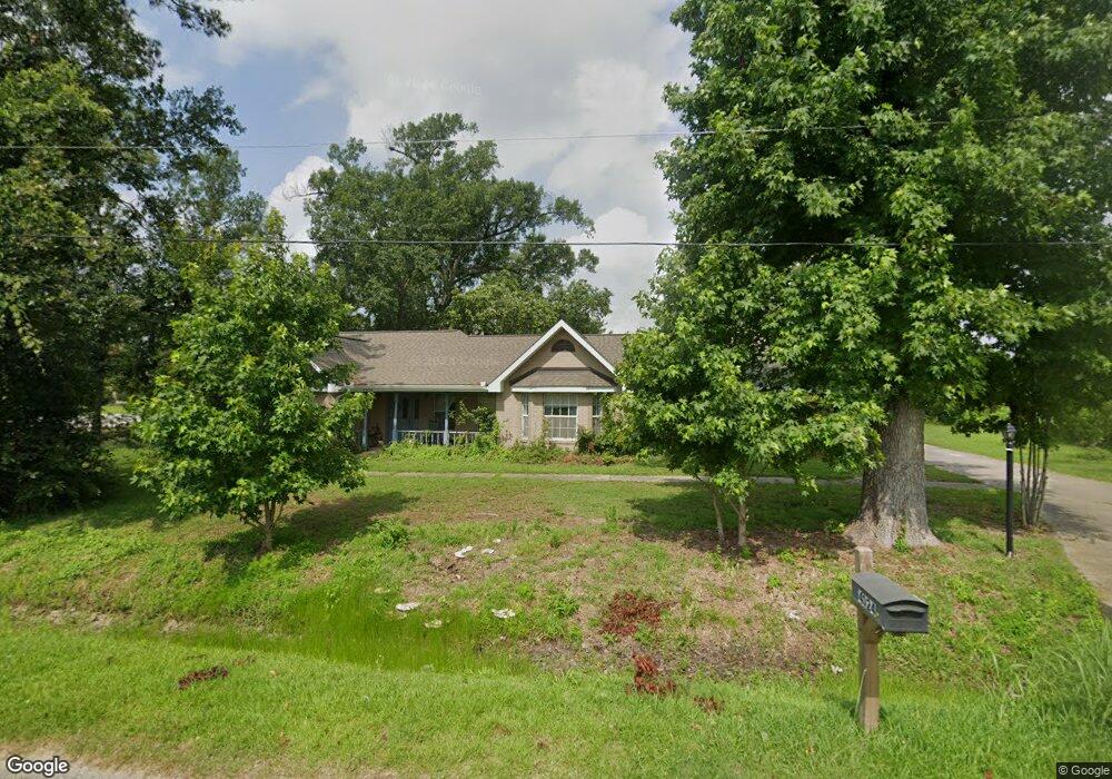 4024 Phillips Ln, Lake Charles, LA 70605 - photo 1