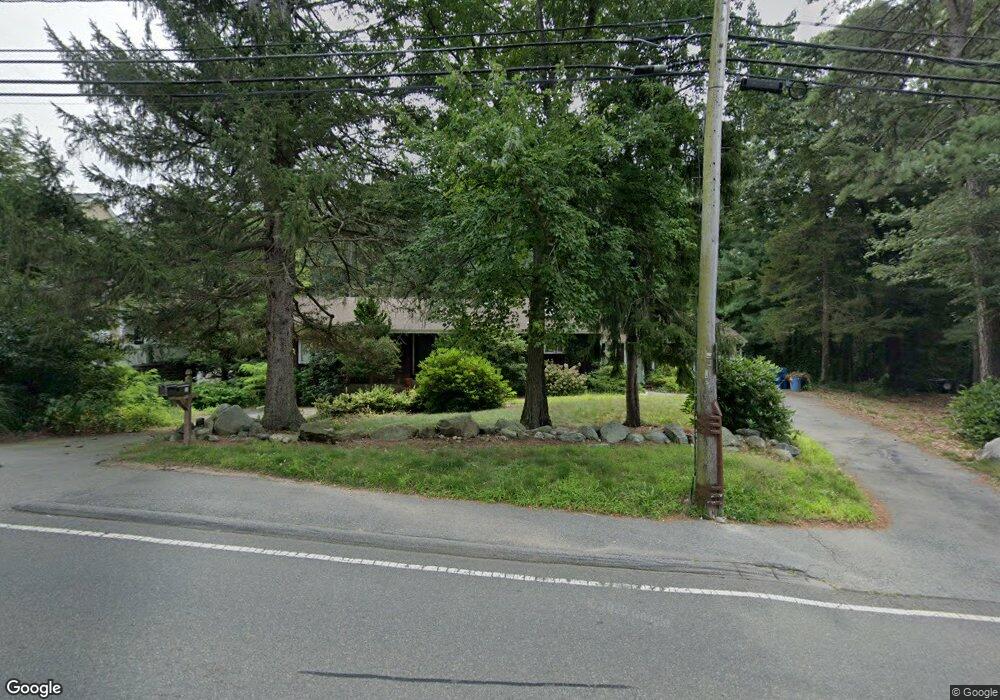 11 Lexington St, Burlington, MA 01803 - photo 1