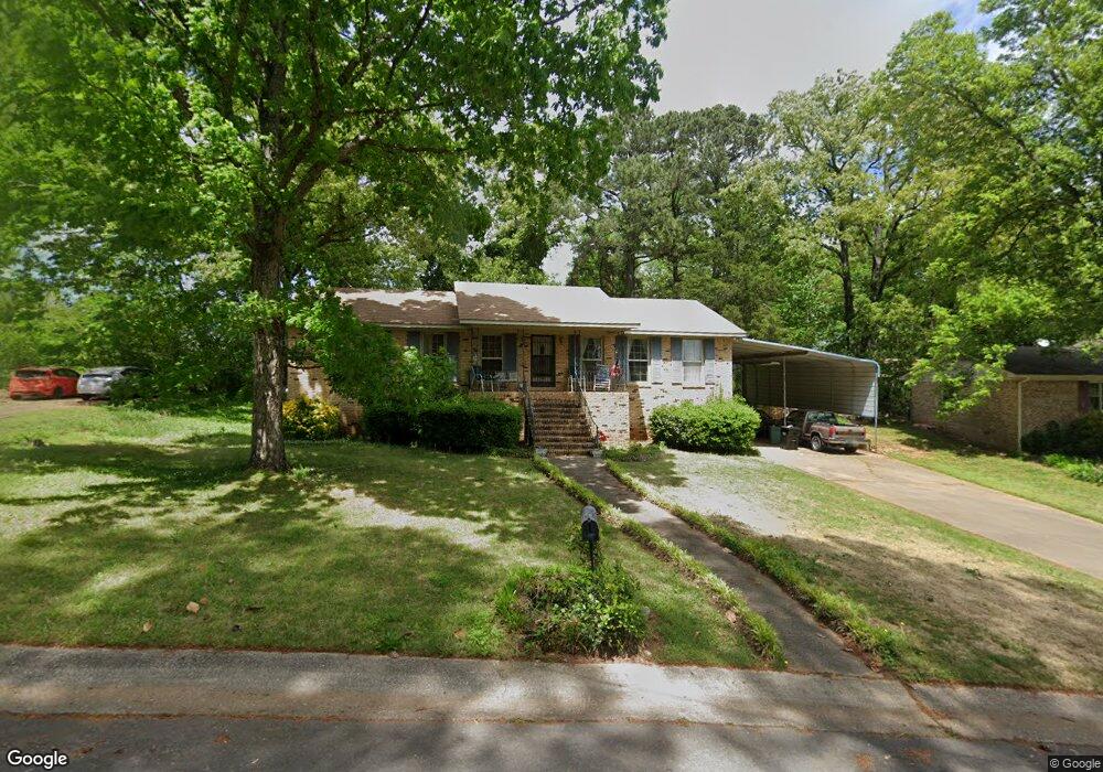 1916 Dix Cir, Birmingham, AL 35235 - photo 1