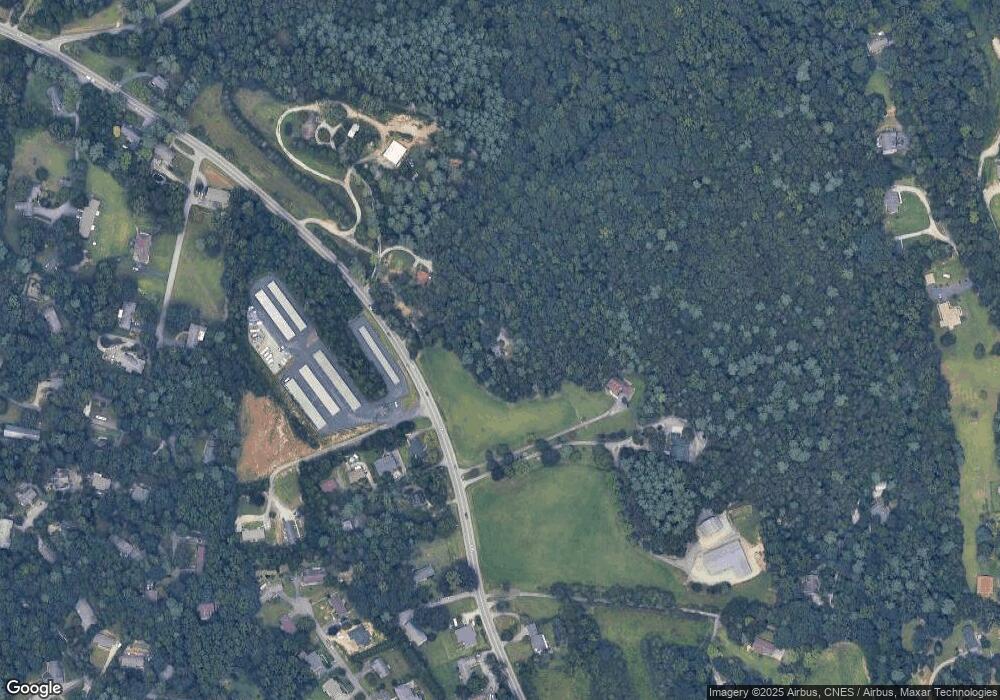 76 Nestlewood Dr, Hendersonville, NC 28792 - photo 1