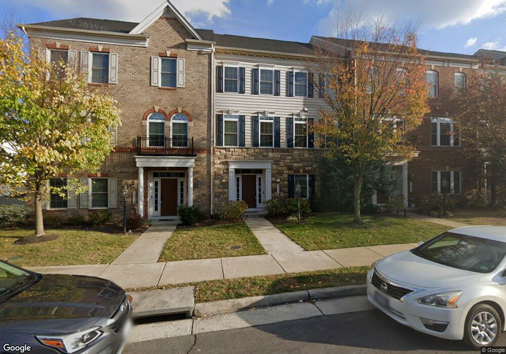 25076 Balcombe Terrace, Chantilly, VA 20152 - photo 1