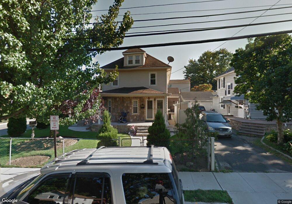 106 Elm Ave, Glen Cove, NY 11542 - photo 1