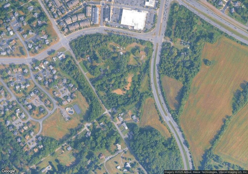 10023 Lake Jackson Dr, Manassas, VA 20110 - photo 1